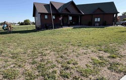 1524 Beechwood Drive, Aurora, NE 68818