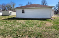 909 Golden Avenue, Golden City, MO 64748