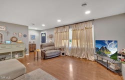 123 North Lincoln Avenue, Jonesborough, TN 37659