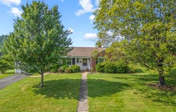 203 Cherry St., Galax, VA 24333