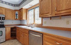3 Snowy Cir, Dracut, MA 01826