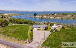2587 Sparks Lane, American Falls, ID 83211
