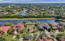 19068 Park Ridge St, Weston, FL 33332