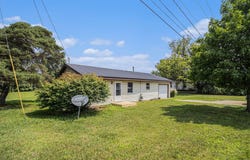 1442 W State Street, Belding, MI 48809