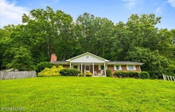 227 Fairway Drive, LaFollette, TN 37766