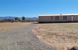 870 S Escuela Road, Golden Valley, AZ 86413