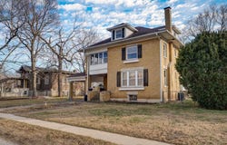 411 E Walker Street, Ash Grove, MO 65604