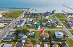 619 S Magnolia, ROCKPORT, TX 78382
