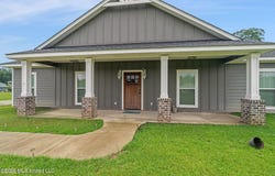 113 Water Oak Drive, Lucedale, MS 39452