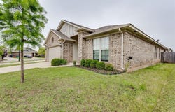 421 Scully Road, Yukon, OK 73099