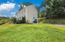 16 Rose Ln, Uxbridge, MA 01538
