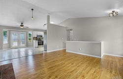 5744 Walnut Creek Boulevard, St Charles, MO 63304