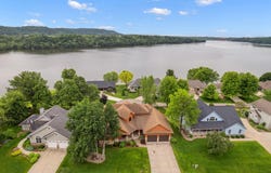 E12239 Timber Ridge Trail, Prairie Du Sac, WI 53578