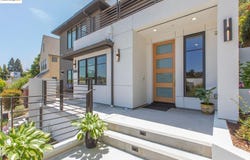 6268 Acacia Avenue, Oakland, CA 94618
