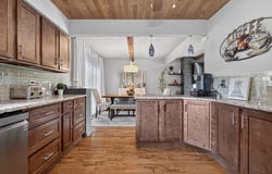 8740 W 99th Street, Palos Hills, IL 60465