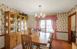 394 N. Railroad Ave, New Holland, PA 17557