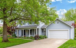 160 Hunters Pointe Drive, St Charles, MO 63304