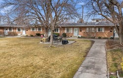 2199 E CARRIAGE Ln, Holladay, UT 84117