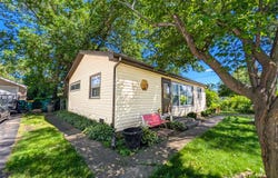 291 3rd Street, Wheeling, IL 60090