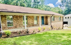 6420 WHITE COURT, BESSEMER, AL 35023