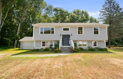 146 Black Point Road, East Lyme, CT 06357