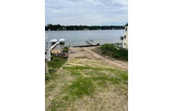 7922 Lakewood Drive S, Coloma, MI 49038