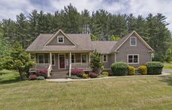 382 Bearclaw Ln, Lewisburg, WV 24901