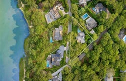 30 Springwood Way, East Hampton, NY 11937