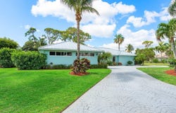 474 S Country Club Drive, Atlantis, FL 33462