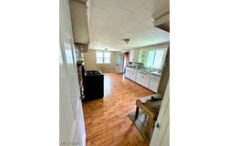 516 W Main Street, Geneva, OH 44041