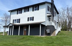 551 Ridge Rd, Centerville, PA 15417