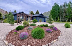 220 Parkside Dr, Bellevue, ID 83313