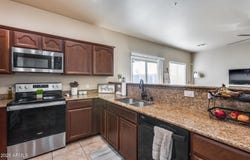 13585 N 87TH Drive, Peoria, AZ 85381