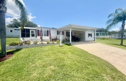 751 Bishop Dr, Lady Lake, FL 32159