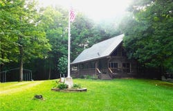 11087 S Trinity Lane, Pekin, IN 47165