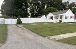 33 UNIVERSITY AVENUE, NEW CASTLE, DE 19720