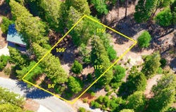 7220 Yosemite Park Way, Yosemite West, CA 95389