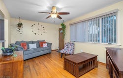 923 Sherwood Drive, Elyria, OH 44035