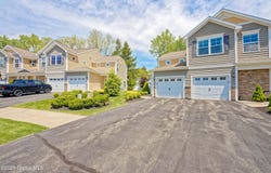 33 Stacey Court, Colonie, NY 12047