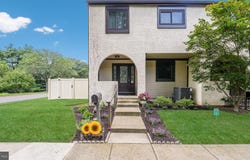 253 CLINTON COURT, SOUTHAMPTON, PA 18966