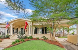2340 Government St, Baton Rouge, LA 70806