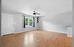 200 Juniper Ct, IA 52317