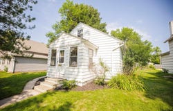 402 W 8th Street, Morris, MN 56267