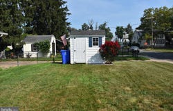 301 CONOVER STREET, BURLINGTON, NJ 08016
