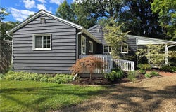 1800 Liberty Drive, Akron, OH 44313