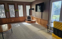 41 Williams Circle, Hills, IA 52235