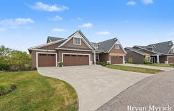 4726 W Wind Drive, Holland, MI 49423