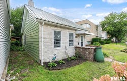 1505 West 14TH Street, Davenport, IA 52804