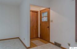 205 N Thompson St, Delavan, MN 56023