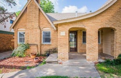 2425 22nd Street, Lubbock, TX 79411